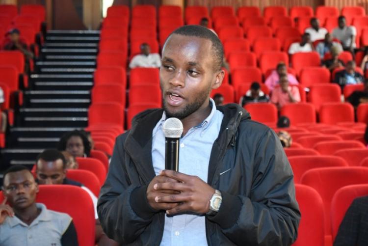 National Students Public Dialogue  held at Taifa Hal student speak