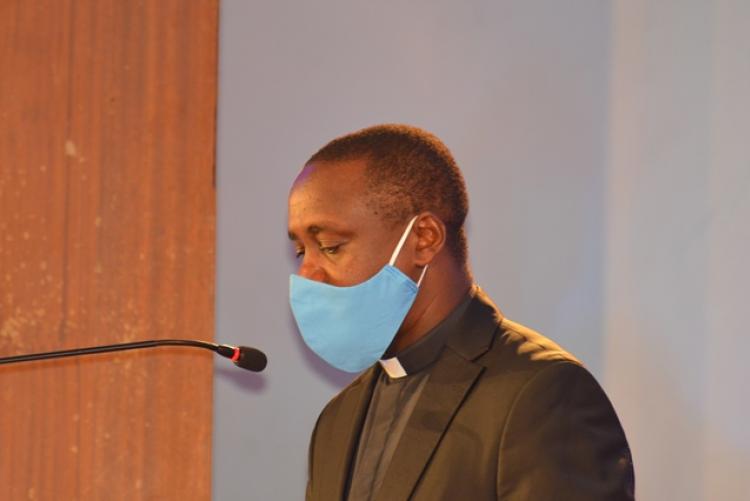 Fr. Peter Kaigua Lead The VC Installation with a word of prayer